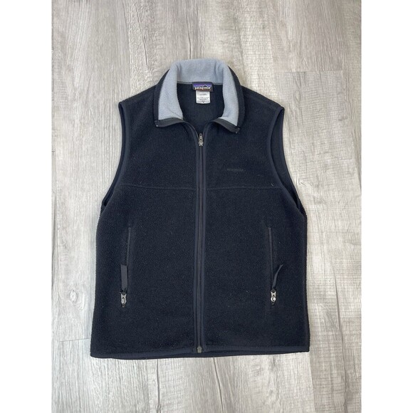 Patagonia Vest Men Small Synchilla Black Fleece Hiking Winter Sleeveless U - Picture 1 of 6